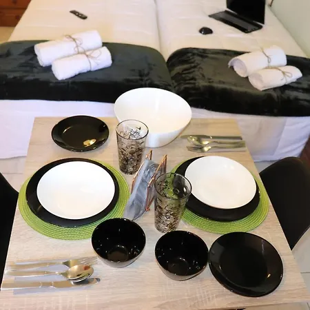 Serenity Lx Apartment