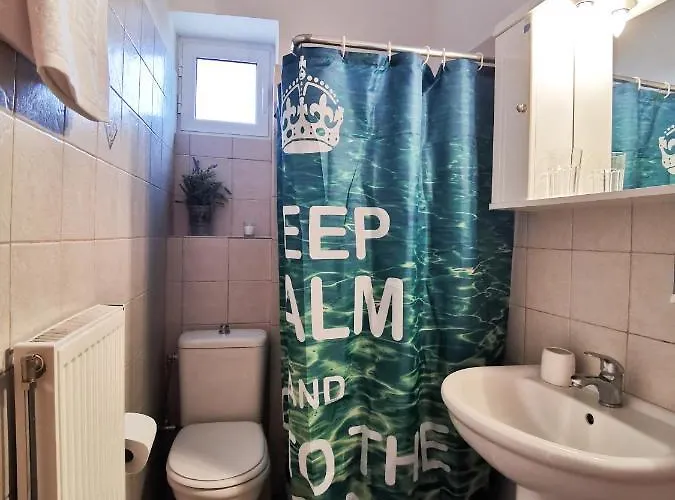 Serenity Lx 公寓 *