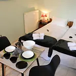 Serenity Lx Apartamento *